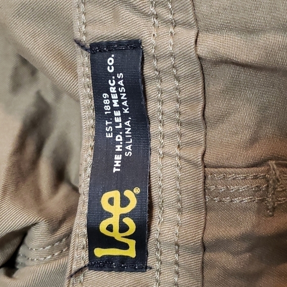 Nwt LEE Men's Dungarees Belted Wyoming Cargo Short, Color Russet Size 42. - Picture 9 of 15
